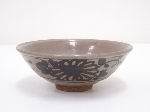 作家物　鉄絵唐草茶碗